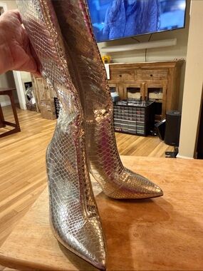 I.N.C metallic Gold Faux Snakeskin Over-the-Knee Pointed Boots. Size 6.5 (91)